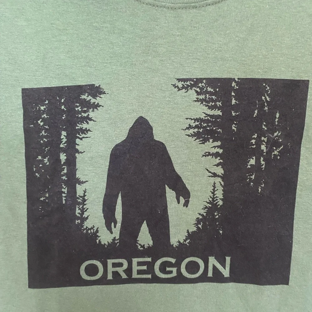 New without tags, organ, big foot graphic, tee, unisex, size small - Picture 5 of 5